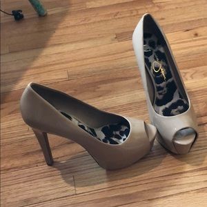 Nude Jessica Simpson Open Toe Pumps